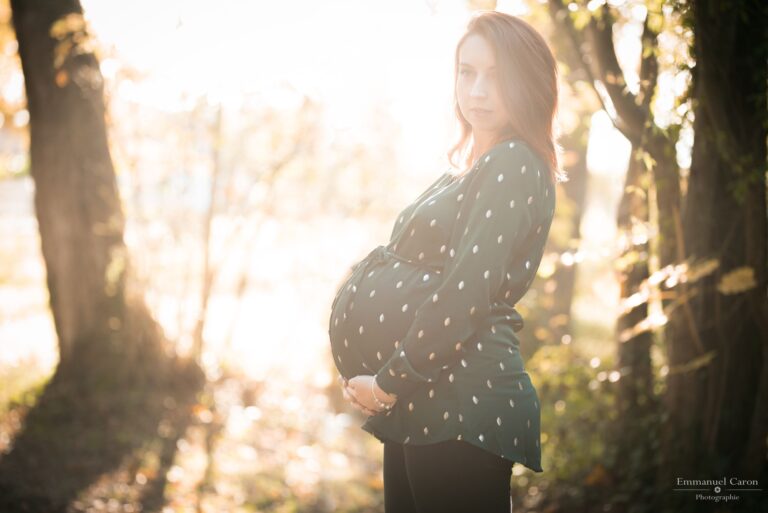 Future maman grossesse nature forêt